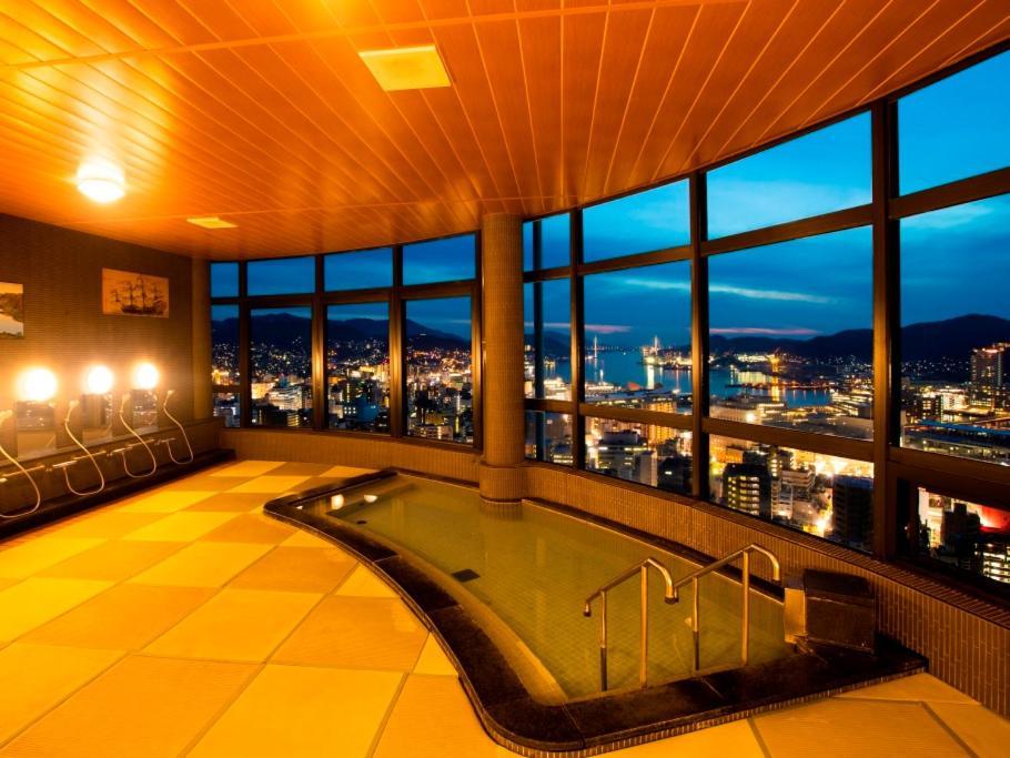 Hotel Нагасаки Екстериор снимка